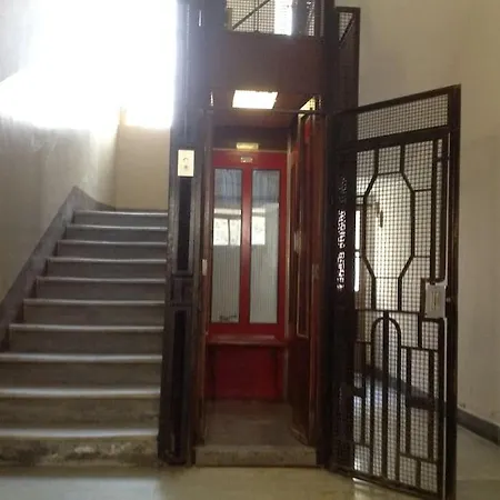 Exma Luxury Center Reserved Parking * Cagliari